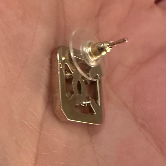 ONE rose gold chanel earring - Picture 6 of 6